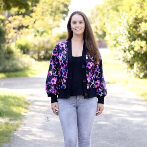 BIO Jersey Maritime Blossoms Bunt auf Schwarz -...